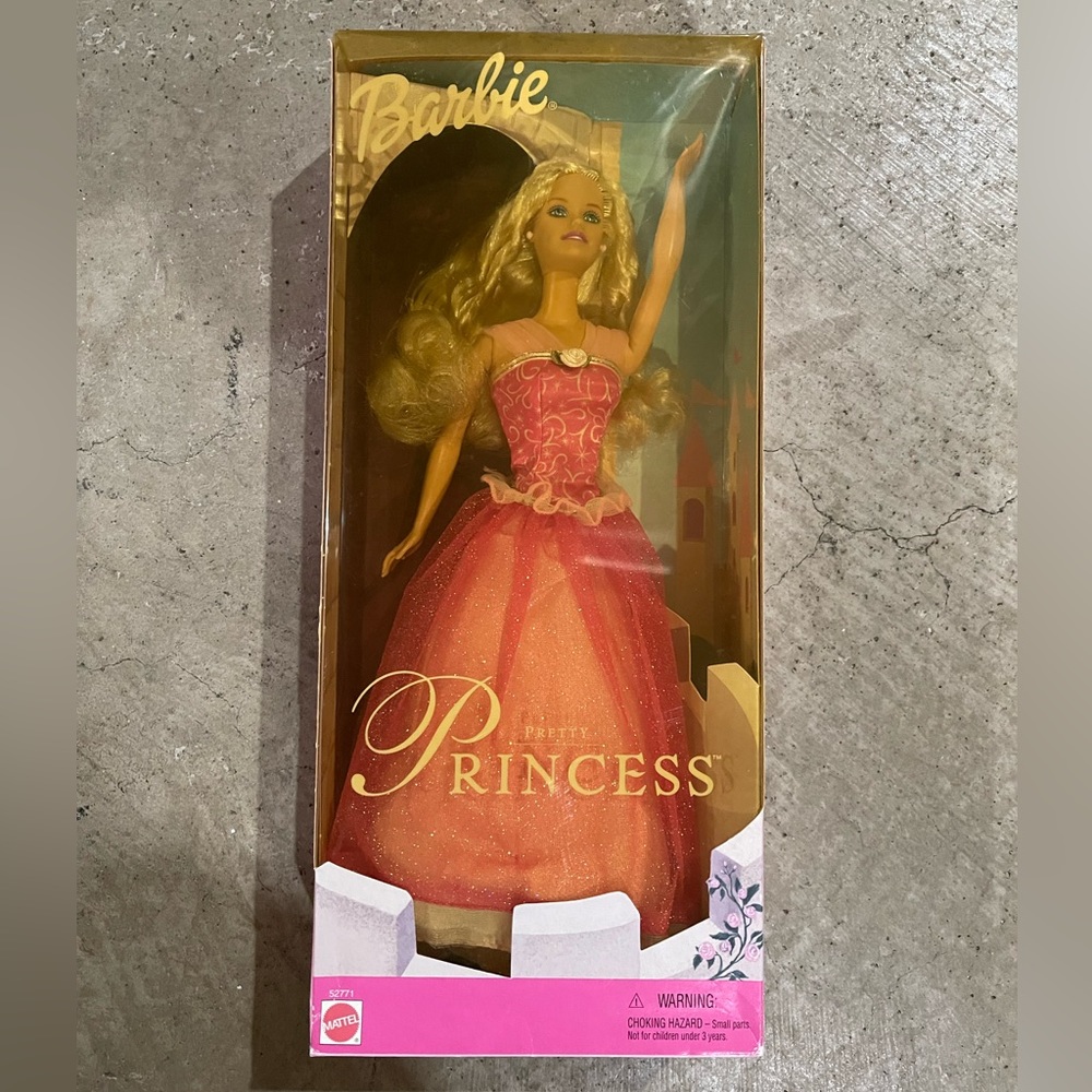 Pretty Princess Barbie Doll Mattel 52771